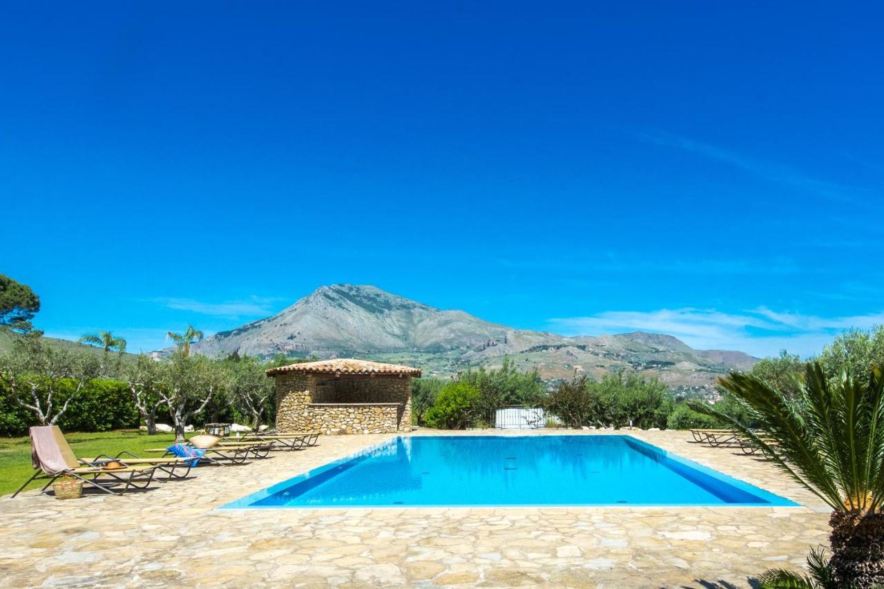 Ulivo Blu Holiday Homes กัสเตลลัมมาเร เดล โกลโฟ ภายนอก รูปภาพ